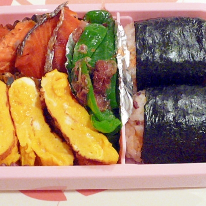 おかず３種のおにぎり弁当♪